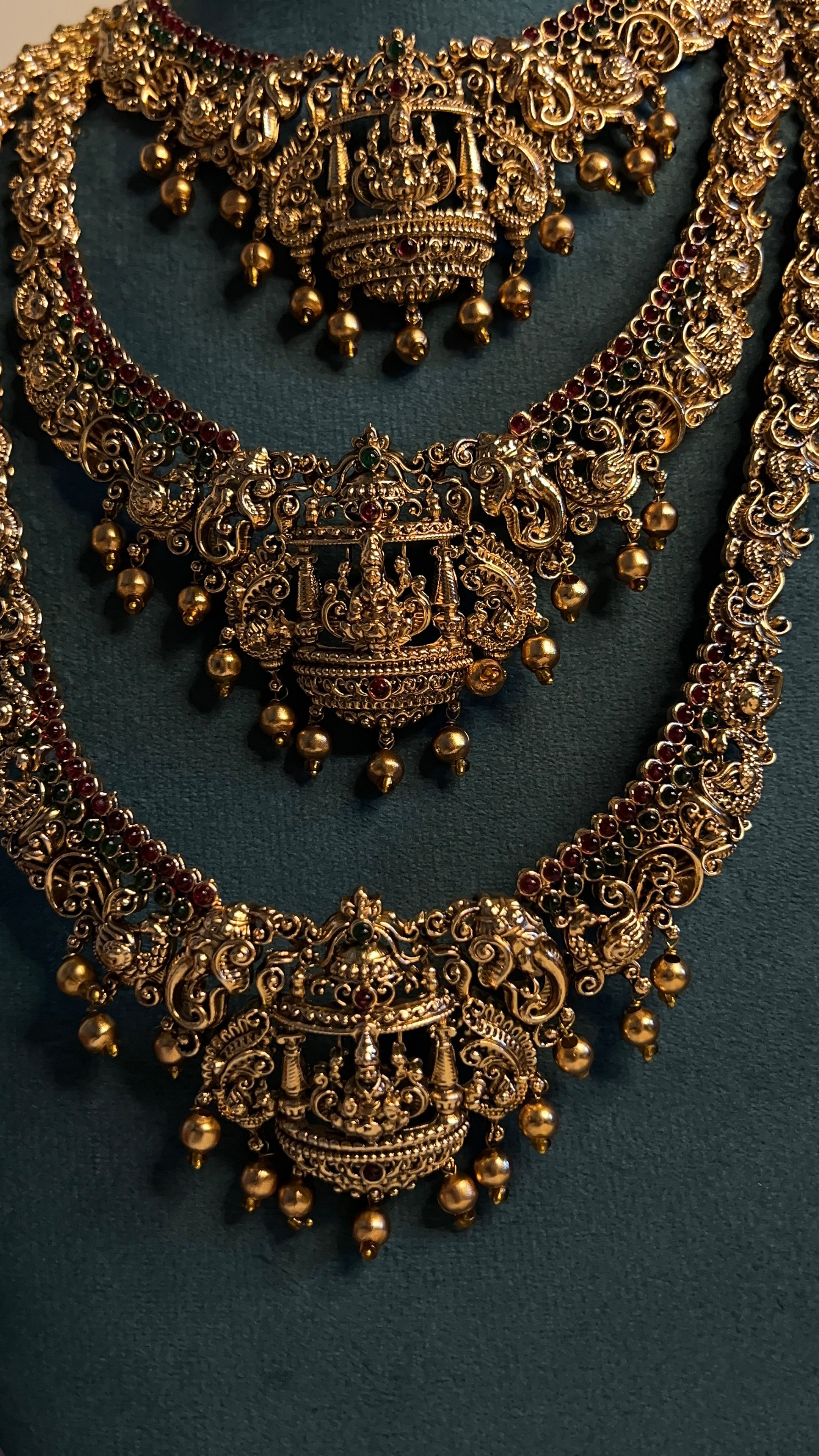 Temple Heritage Three-Layer Bidal Necklace Set