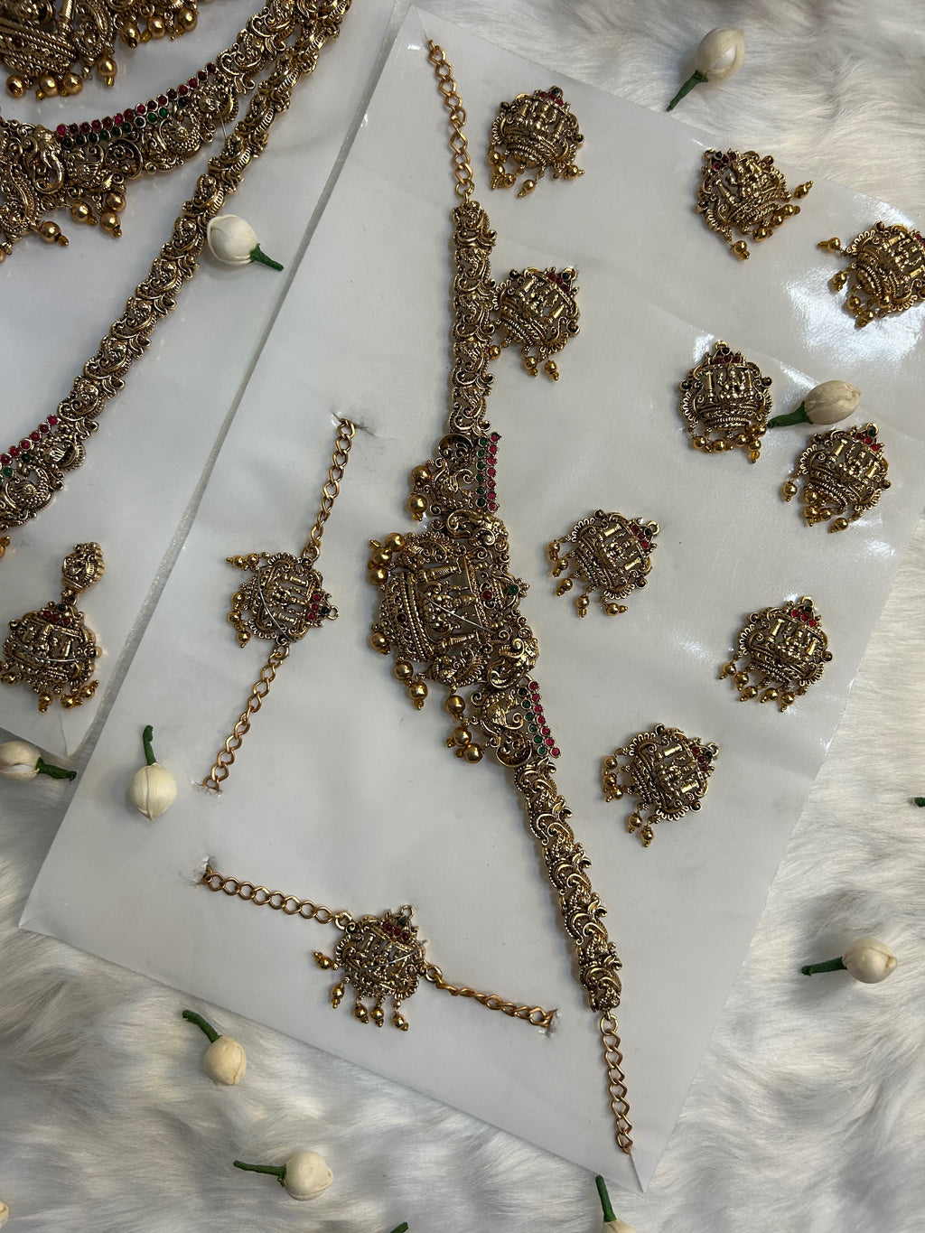 Temple Heritage Three-Layer Bidal Necklace Set