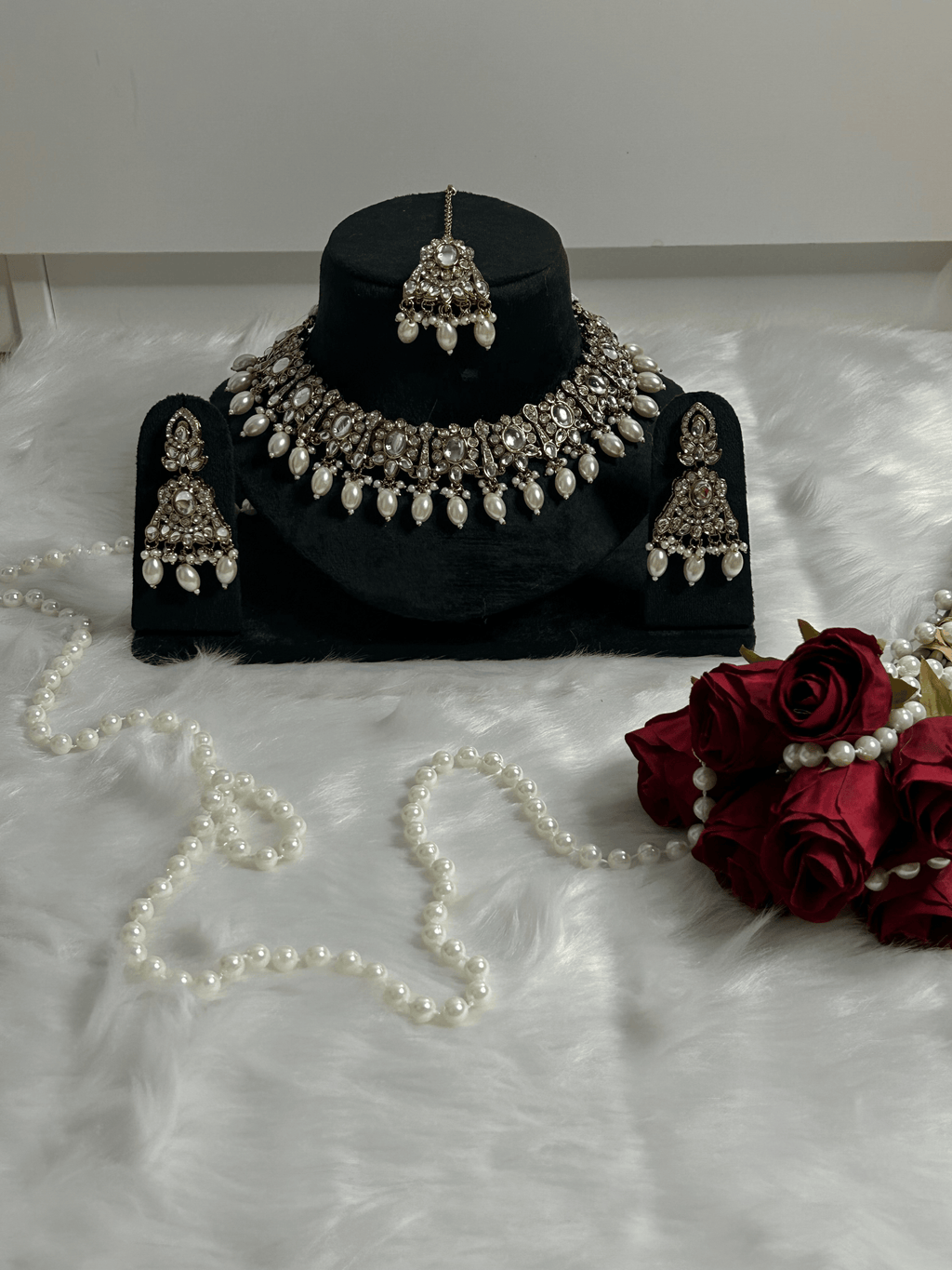 Royal White Stone Kundan Set