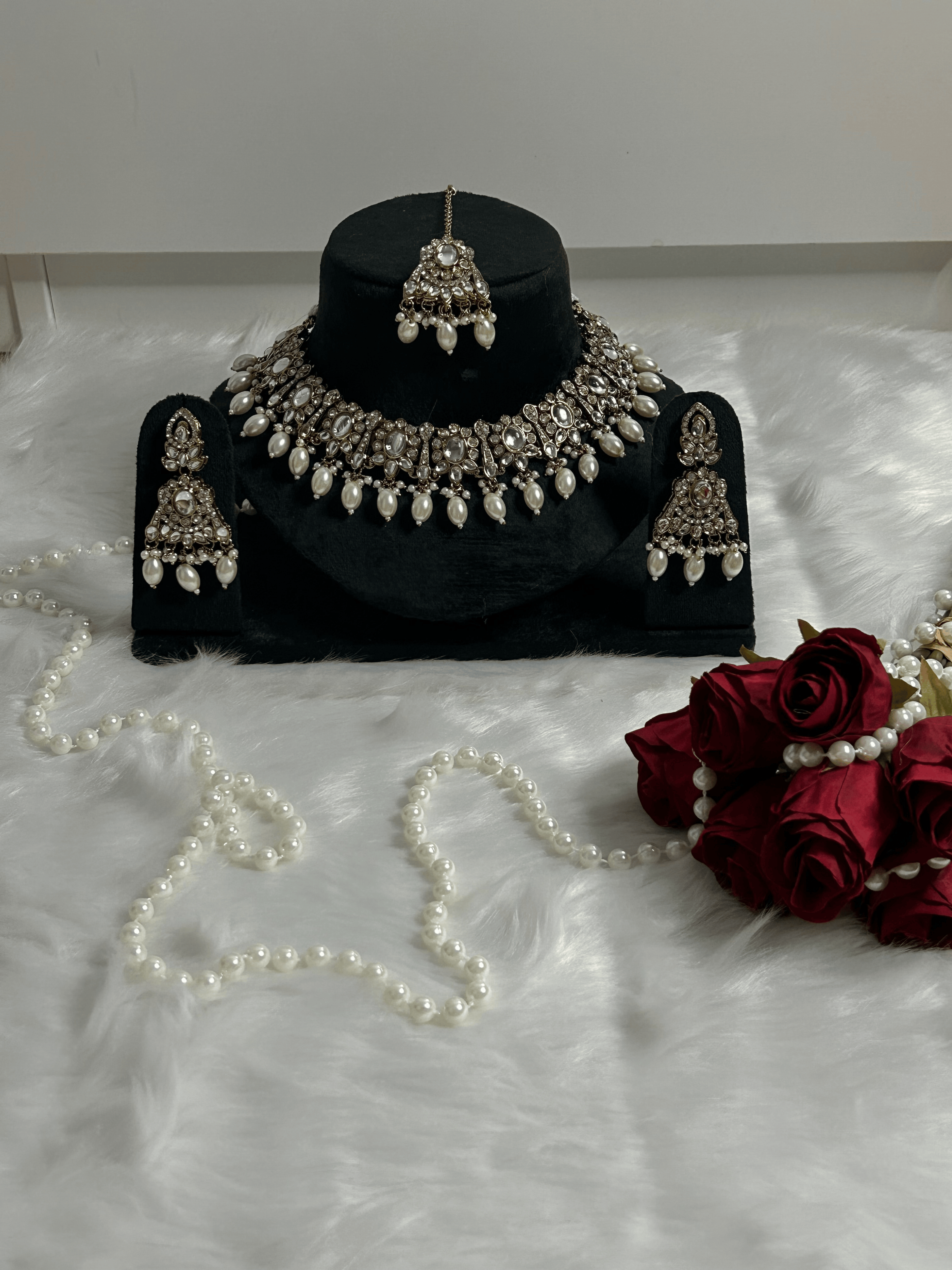 Royal White Stone Kundan Set