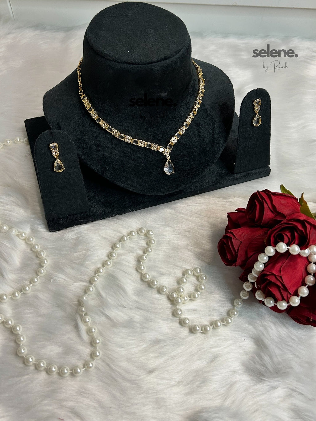 Teardrop Crystal Necklace Set