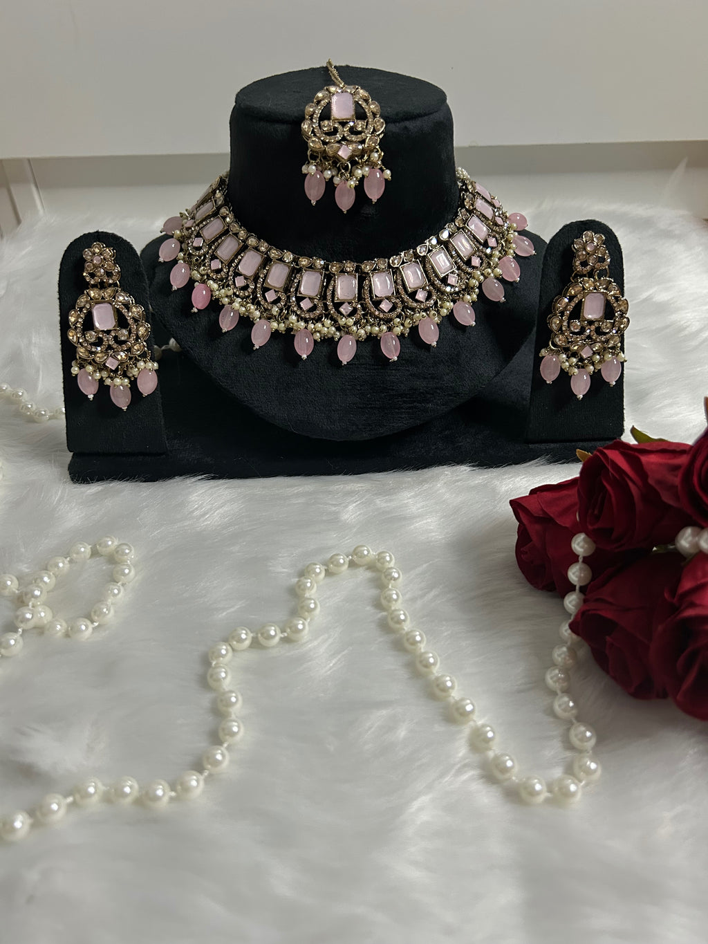 Elegant Pastel Pink Kundan Set